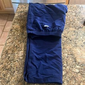 Like new Figs bottoms